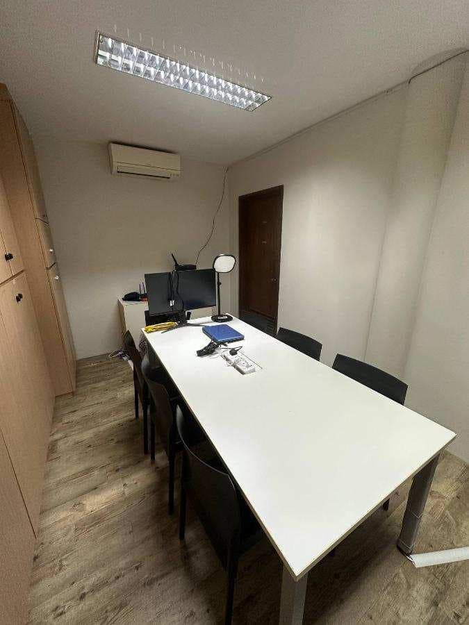 Room 4 — photo 2